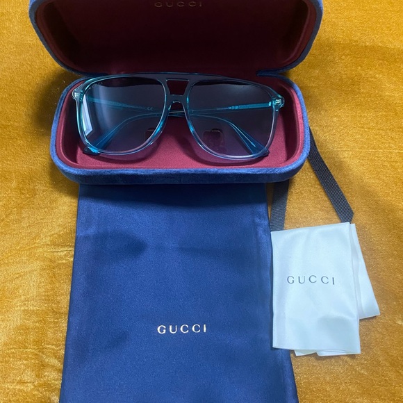 Gucci Mens Teal Sunglasses with Case New W/O tags - Picture 1 of 10